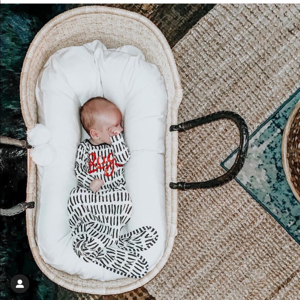 Plum + Sparrow Moses Basket